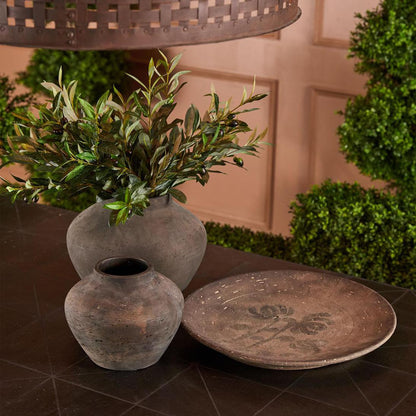 Earth Brown Eco-Cement Decorative Vase – 25.5 cm Tall – product photo 4