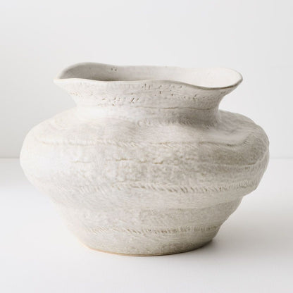 Sculptural Earth-Tone Ceramic Pot – 23 cm Tall – product photo 1